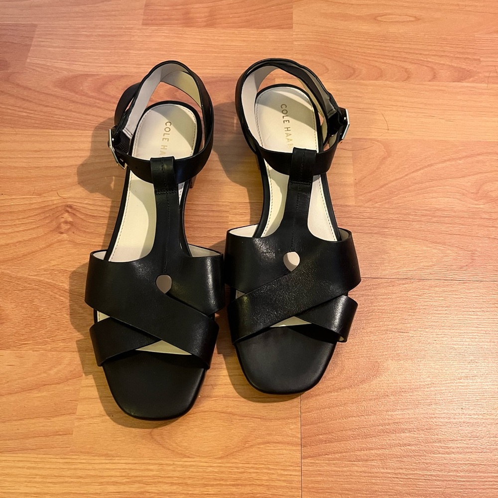Women’s Cole Haan Balck Size 8 Sandals